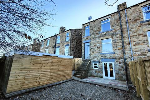 2 bedroom end of terrace house to rent, Commonside, Batley, West Yorkshire, UK, WF17