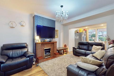 5 bedroom end of terrace house for sale, Primrose Avenue, Chadwell Heath, RM6