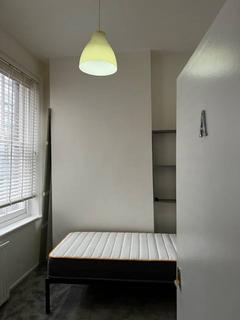 1 bedroom retirement property to rent, London, W2