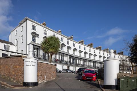 2 bedroom flat to rent, Lower Kings Cliff, St. Helier, Jersey