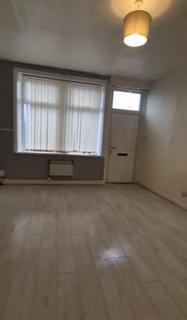 1 bedroom terraced house to rent, East Avenue, Keighley BD21