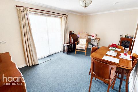 undefined, Chalkwell Park Drive, Leigh-On-Sea
