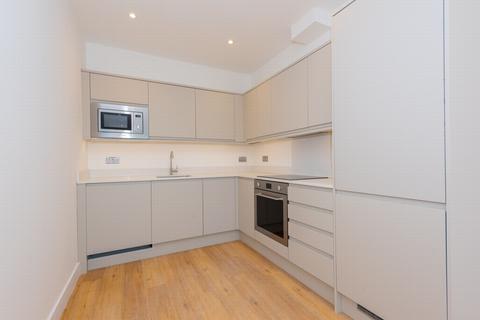 2 bedroom apartment to rent, Farnborough Road, Farnborough, GU14