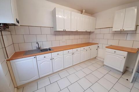 2 bedroom house to rent, Clinton Terrace, Gainsborough