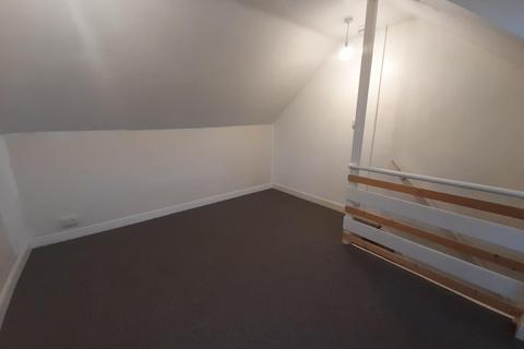 2 bedroom house to rent, Clinton Terrace, Gainsborough