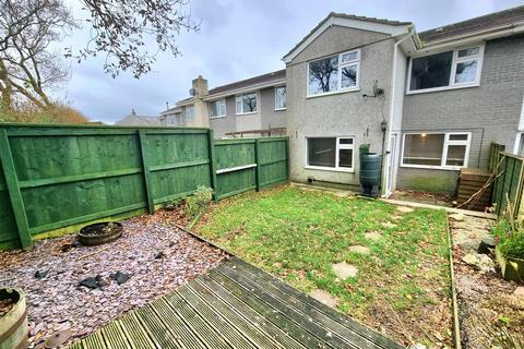 3 bedroom terraced house for sale, Tor View, Tregadillett.