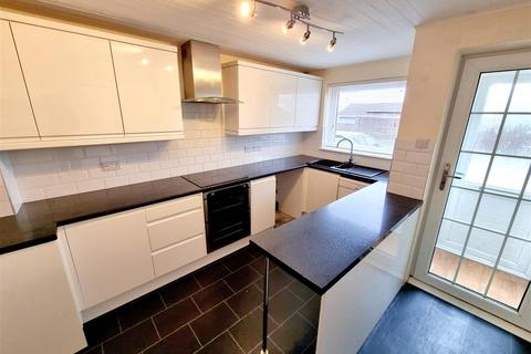 3 bedroom terraced house for sale, Tor View, Tregadillett.