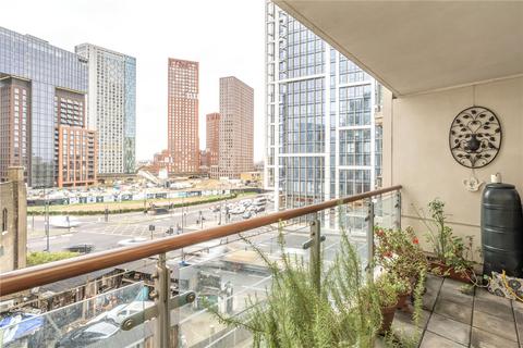 1 bedroom apartment for sale, Kingfisher House, St George Wharf SW8
