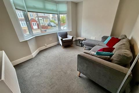 4 bedroom terraced house to rent, STUDENT , Edna Avenue, Bristol