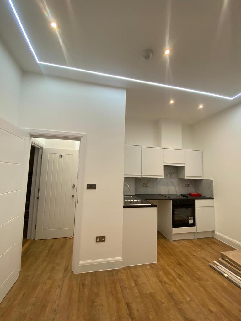 Brand New 1 bedroom flat in N4