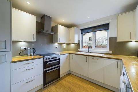 2 bedroom flat to rent, South Elixa Place, Willowbrae, Edinburgh, EH8