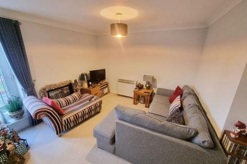 2 bedroom flat for sale, Cornerways, Aqueduct Road, Shirley