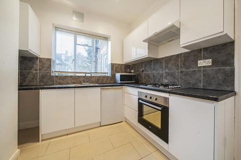 4 bedroom terraced house to rent, Landcroft Road, London, SE22 9JW