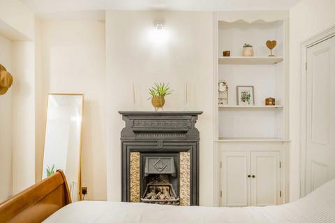 2 bedroom house for sale, Putney Bridge Road, London SW18