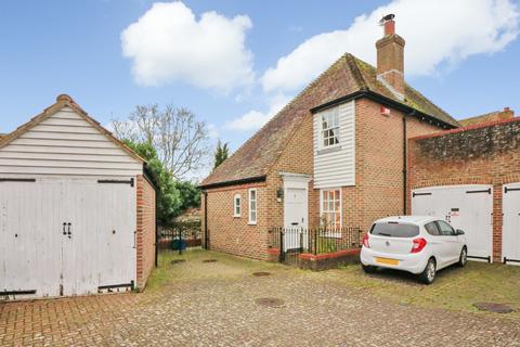 2 bedroom cottage for sale, Wantsum Mews, Sandwich, Kent, CT13