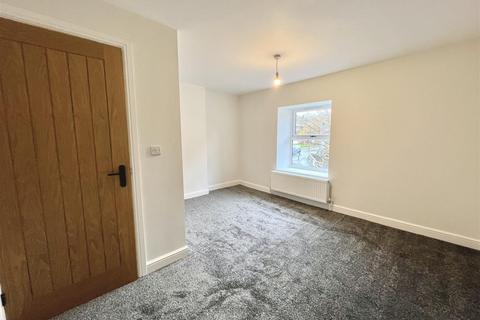 2 bedroom terraced house for sale, High Street West, Glossop