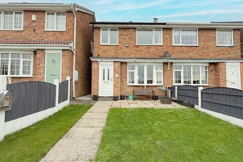 3 bedroom semi-detached house for sale, Lawns Drive, Leeds