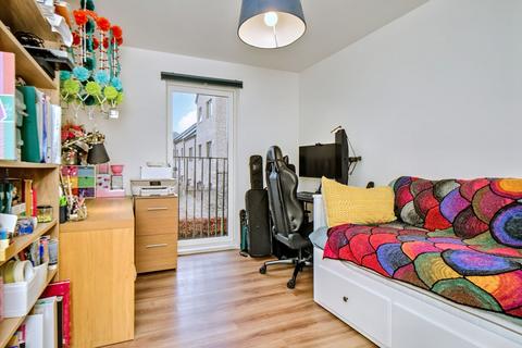Flat 3, 3 Broomview Path, Edinburgh, EH11 4FH