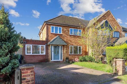 3 bedroom semi-detached house to rent, Heath Road, Beaconsfield, Buckinghamshire, HP9