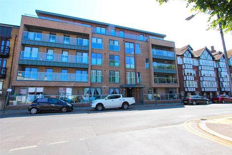 2 bedroom apartment for sale, Leigh Road, Leigh-on-Sea, SS9