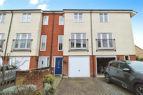 3 bedroom terraced house for sale, Priory Gardens, Sudbury, Suffolk, CO10