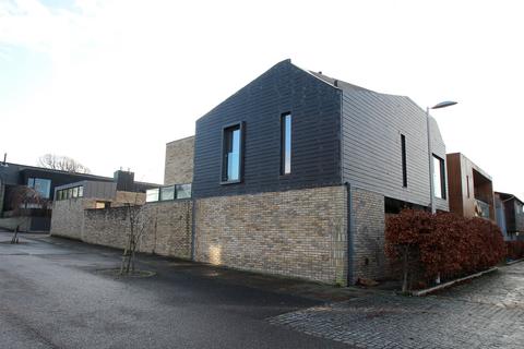 3 bedroom end of terrace house for sale, Balvonie Green, INVERNESS, IV2