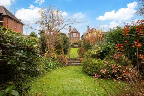 6 bedroom detached house for sale, Portland Road, East Grinstead RH19