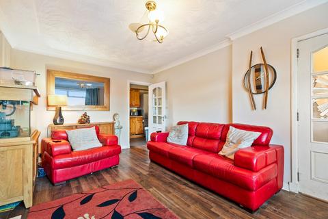 114 Auchenlodment Road, Elderslie, Johnstone, PA5 9NX