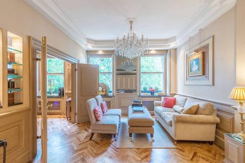 1 bedroom flat for sale, Rutland Gate, Knightsbridge, London, SW7