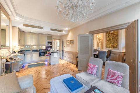 1 bedroom flat for sale, Rutland Gate, Knightsbridge, London, SW7