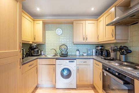 2 bedroom flat for sale, Wilshaw Close, Hendon, London, NW4