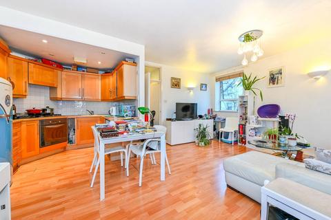 1 bedroom flat for sale, Belgrave Gardens, St John's Wood, London, NW8