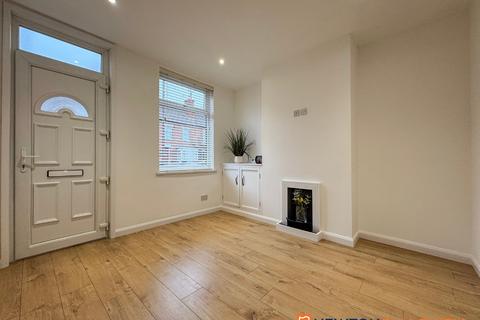 2 bedroom terraced house for sale, Bowbridge Road, Newark NG24