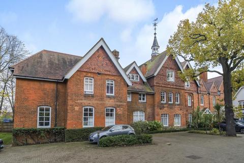 2 bedroom flat for sale, Fishers Close, Streatham