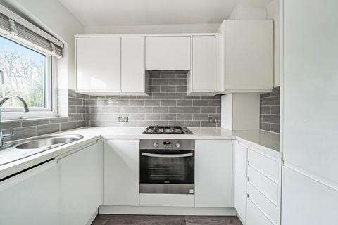 2 bedroom maisonette for sale, Gracefield Gardens, Streatham