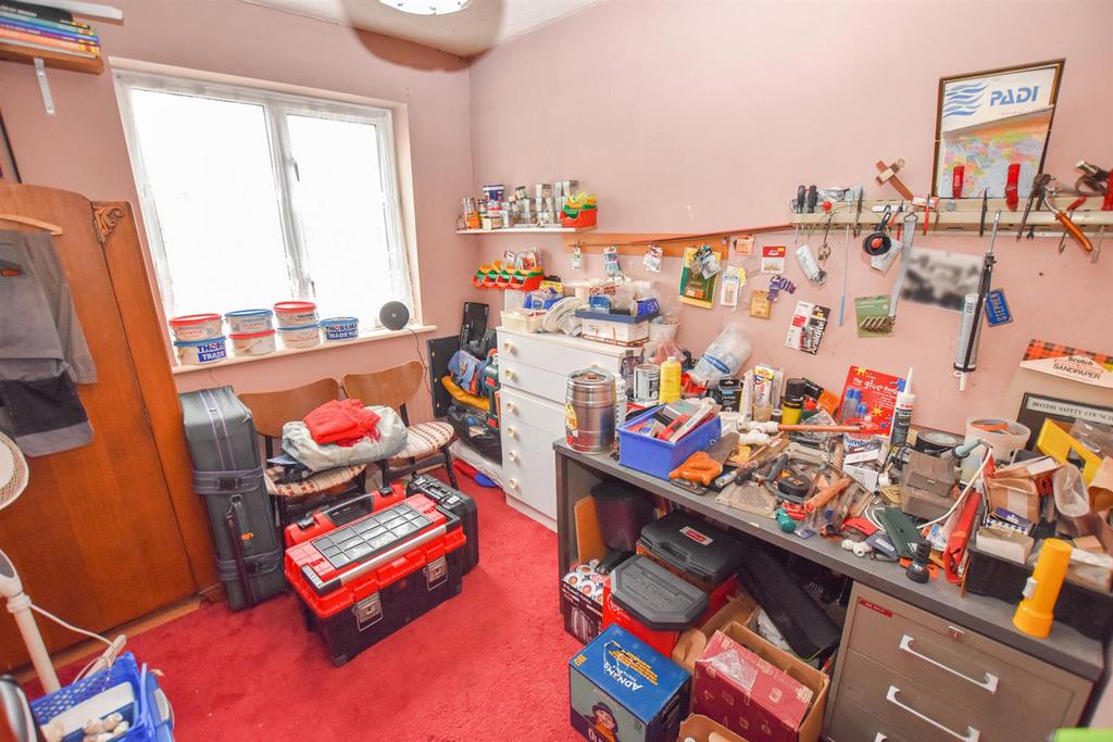 Bed 4.jpg