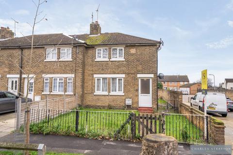 3 bedroom end of terrace house for sale, Dacre Avenue, Aveley, South Ockendon