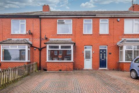 3 bedroom terraced house for sale, Moorcroft Avenue, Golcar, Huddersfield