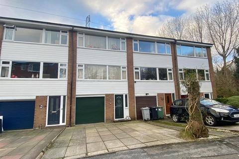 3 bedroom townhouse for sale, Beech Farm Drive, Macclesfield