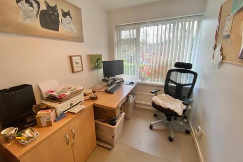 24 Beech Farm Drive, Tytherington, Macclesfield, SK10 2ER