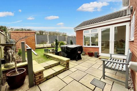 3 bedroom detached house for sale, Hawley Close, Stone, ST15