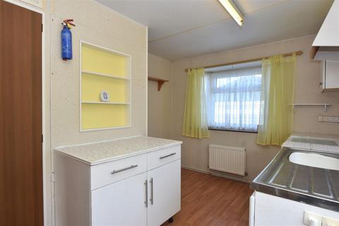 2 bedroom chalet for sale, West Shore Park, Walney, Barrow-In-Furness