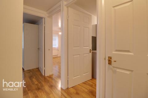 1 bedroom apartment for sale, Cambridge Close, London