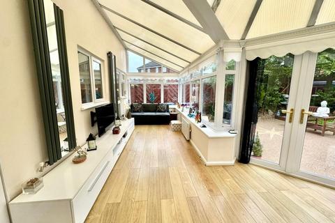 25 Woodrush, Coulby Newham, Middlesbrough, TS8 0XB