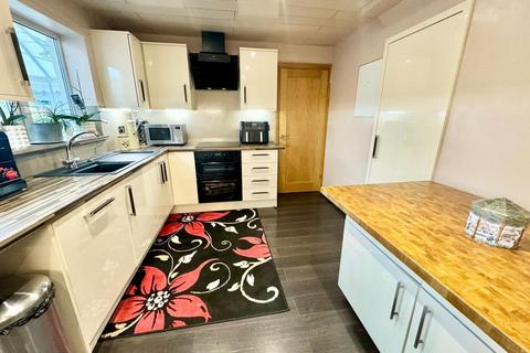 25 Woodrush, Coulby Newham, Middlesbrough, TS8 0XB