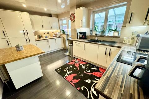 25 Woodrush, Coulby Newham, Middlesbrough, TS8 0XB