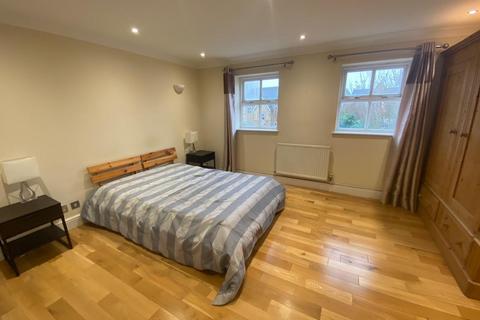 6 bedroom townhouse to rent, Chamberlayne Avenue, Wembley