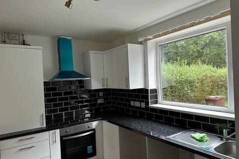 3 bedroom semi-detached house to rent, Manchester, Manchester M22