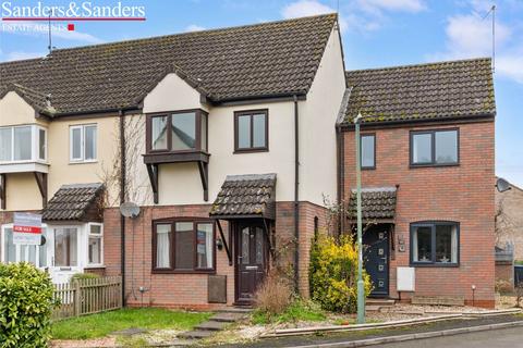 3 bedroom terraced house for sale, Willow Close, Alcester, B49