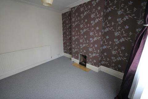 3 bedroom terraced house to rent, Fleetwood Road, Leicester